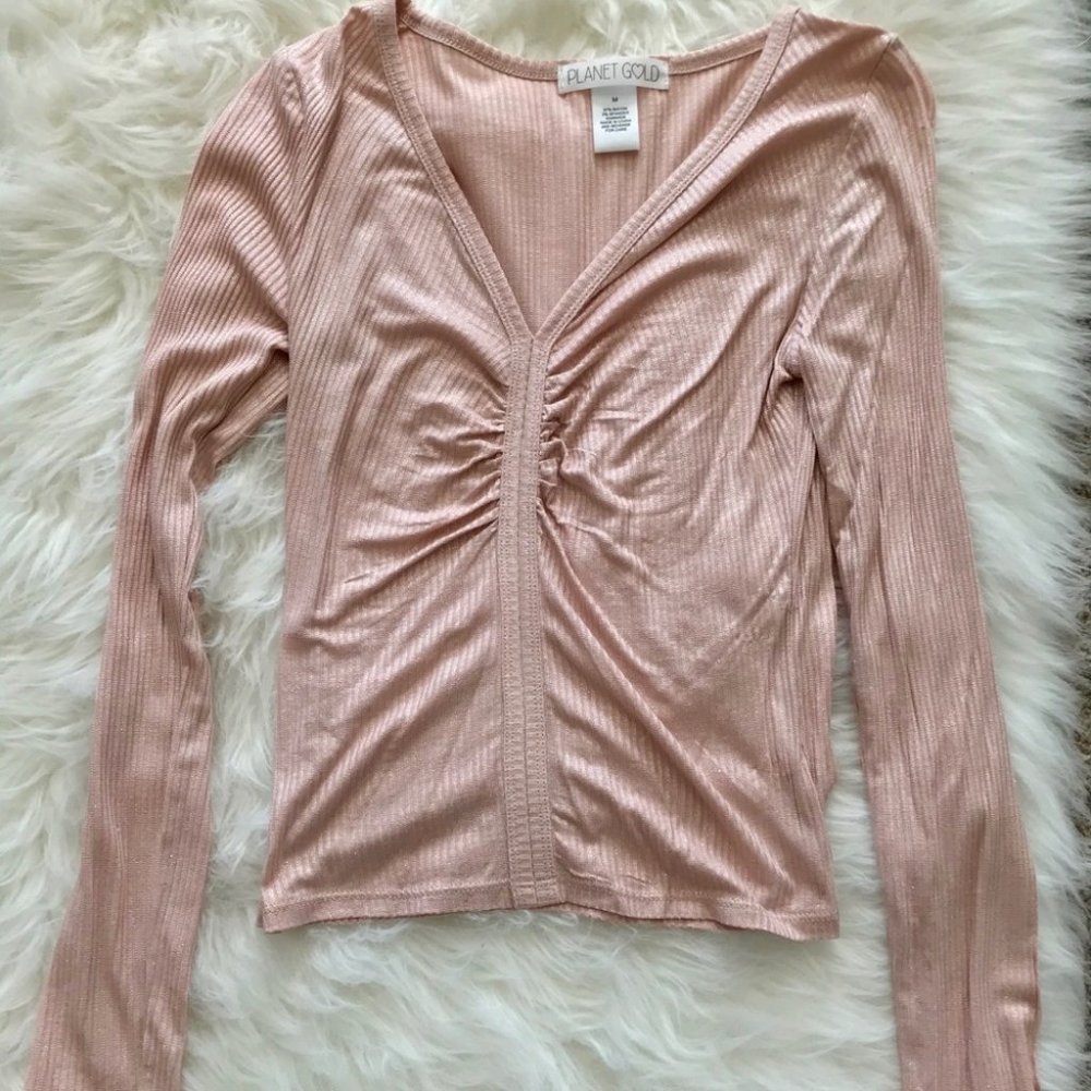 🌈NWOT Pink V-Neck Blouse